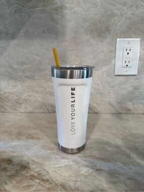 OtterBox 20 oz Insulated Stainless Steel Tumbler – “LOVE YOUR LIFE”